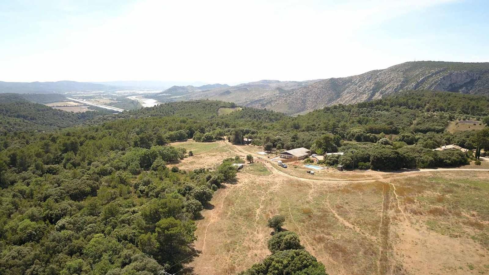 Centre Mediation Equine La Daouste Villa Jouques ภายนอก รูปภาพ