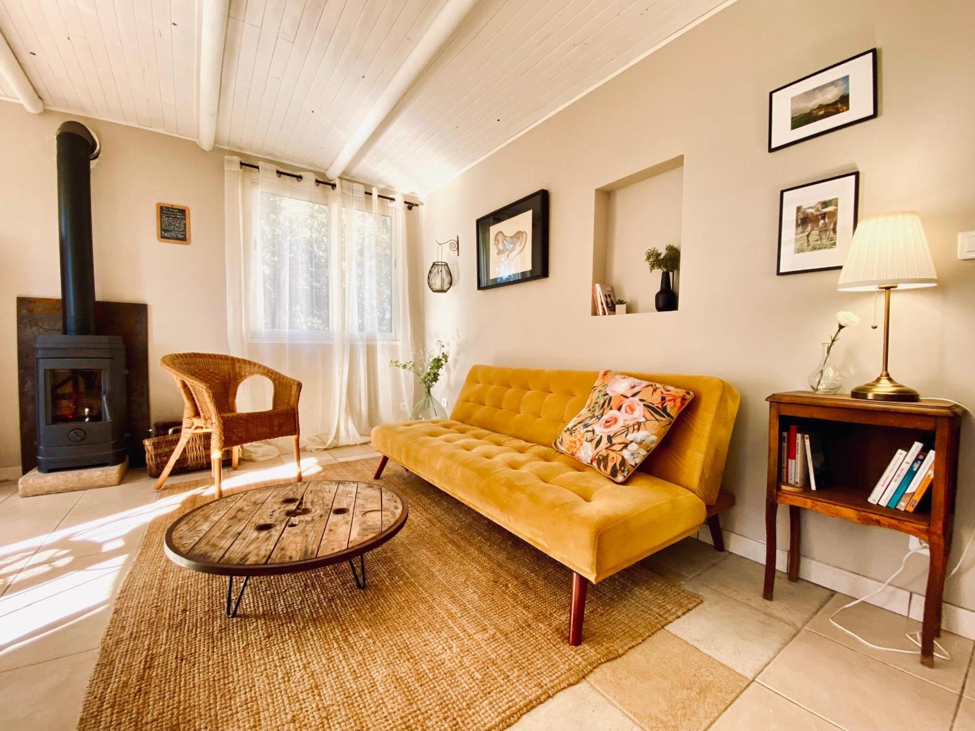 Centre Mediation Equine La Daouste Villa Jouques ภายนอก รูปภาพ